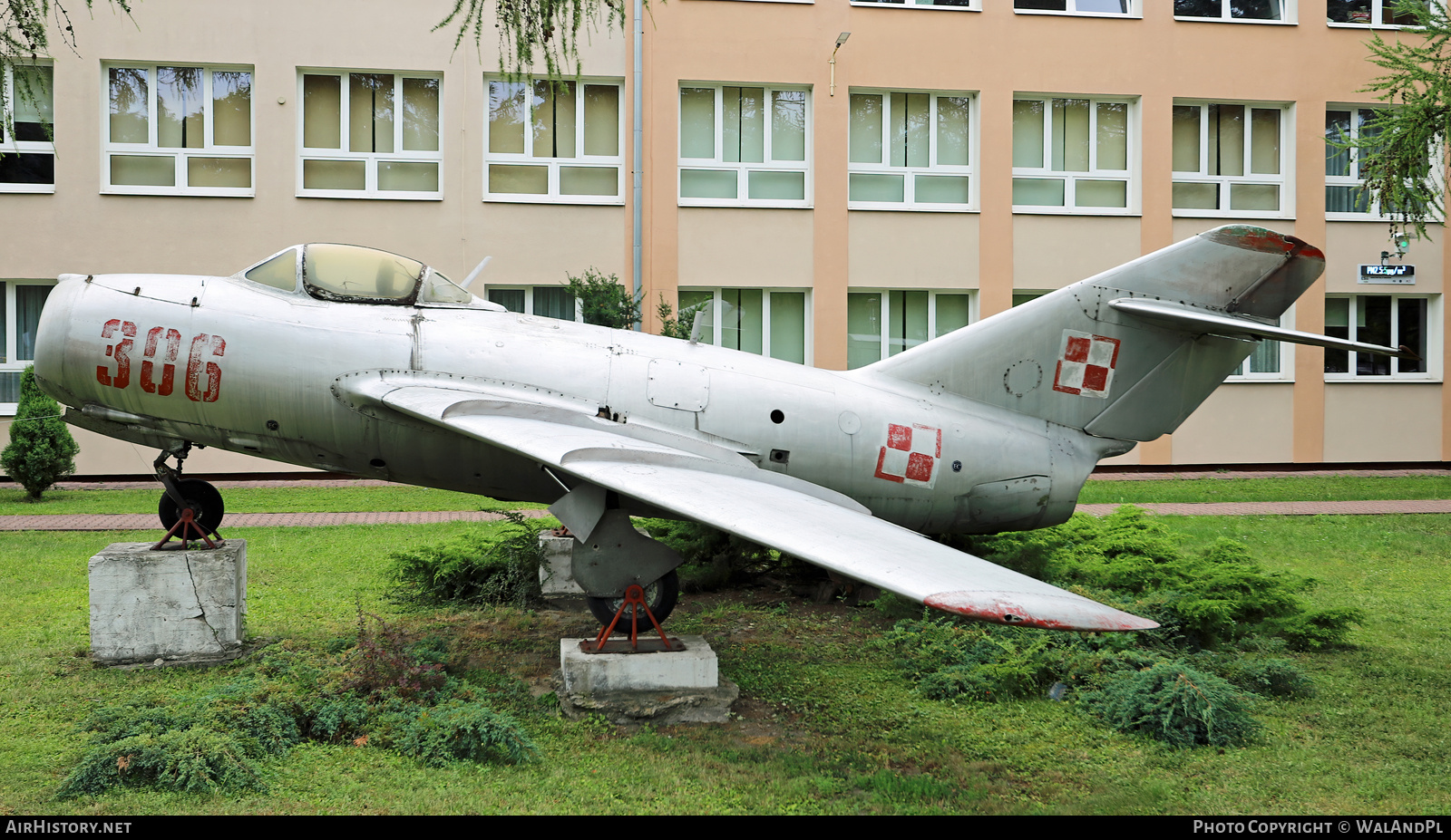 Aircraft Photo of 306 | PZL-Mielec Lim-2 (MiG-15) | Poland - Air Force | AirHistory.net #853750