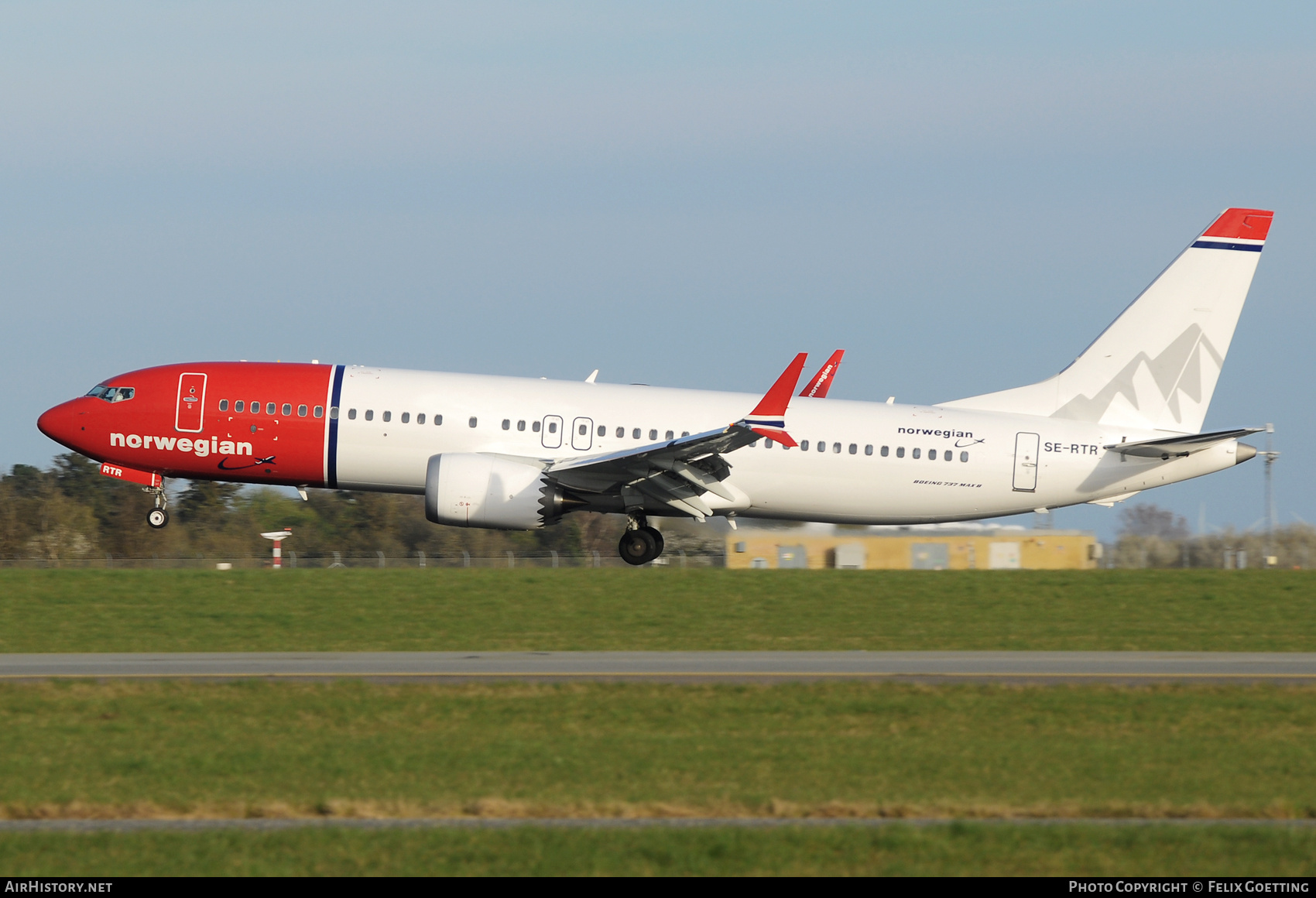 Aircraft Photo of SE-RTR | Boeing 737-8 Max 8 | Norwegian | AirHistory.net #853899