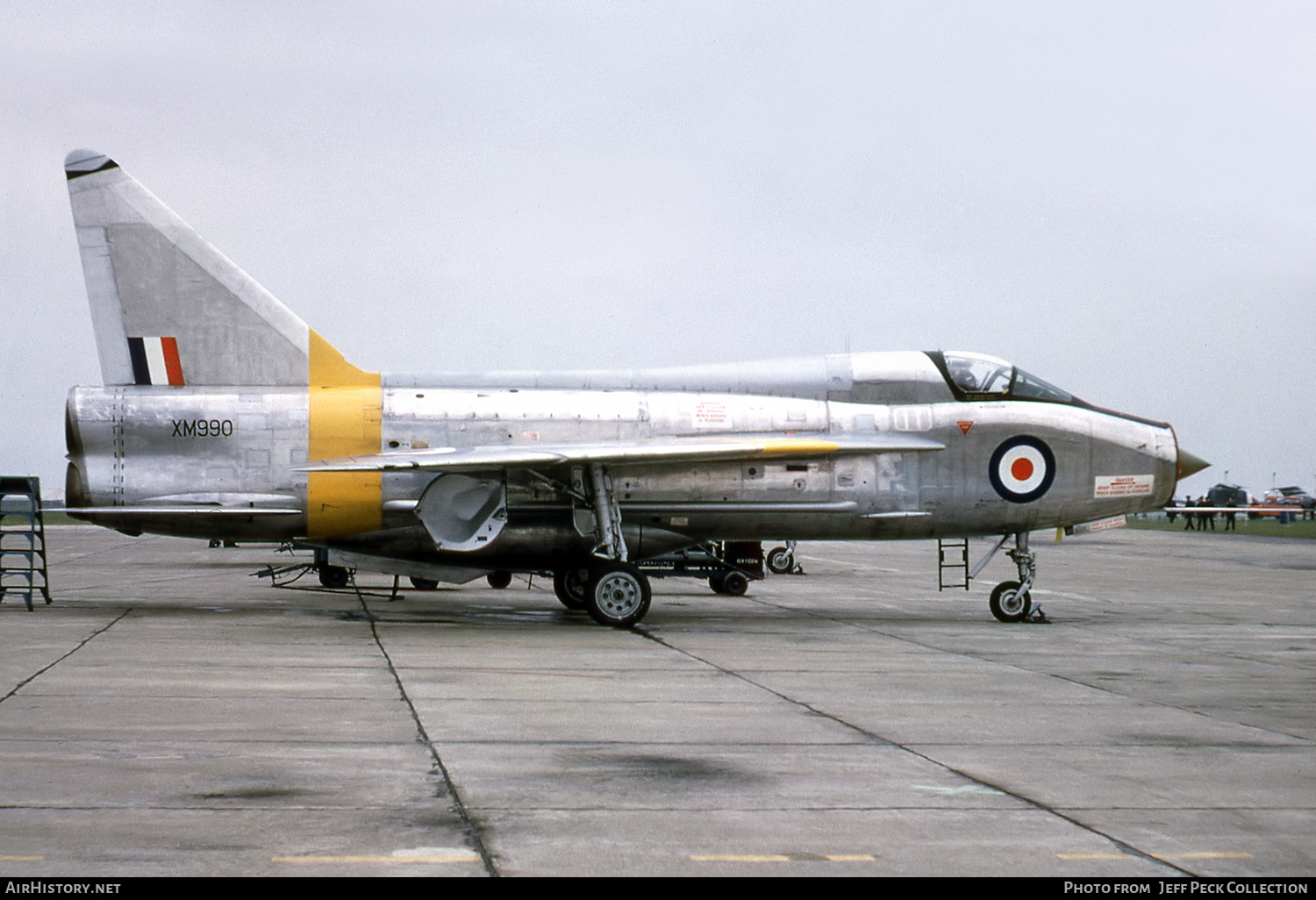 Aircraft Photo of XM990 | English Electric Lightning T4 | UK - Air Force | AirHistory.net #854039