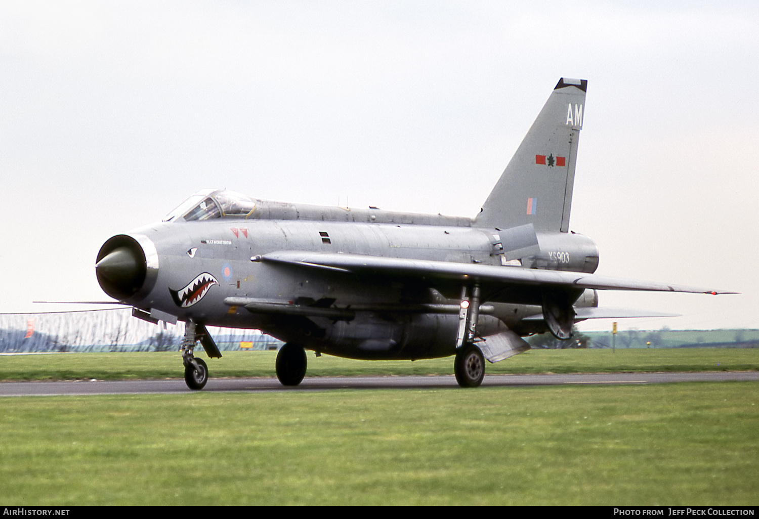 Aircraft Photo of XS903 | English Electric Lightning F6 | UK - Air Force | AirHistory.net #854045