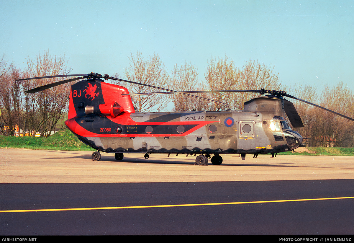 Aircraft Photo of ZD980 | Boeing Vertol Chinook HC1 (352) | UK - Air Force | AirHistory.net #854050