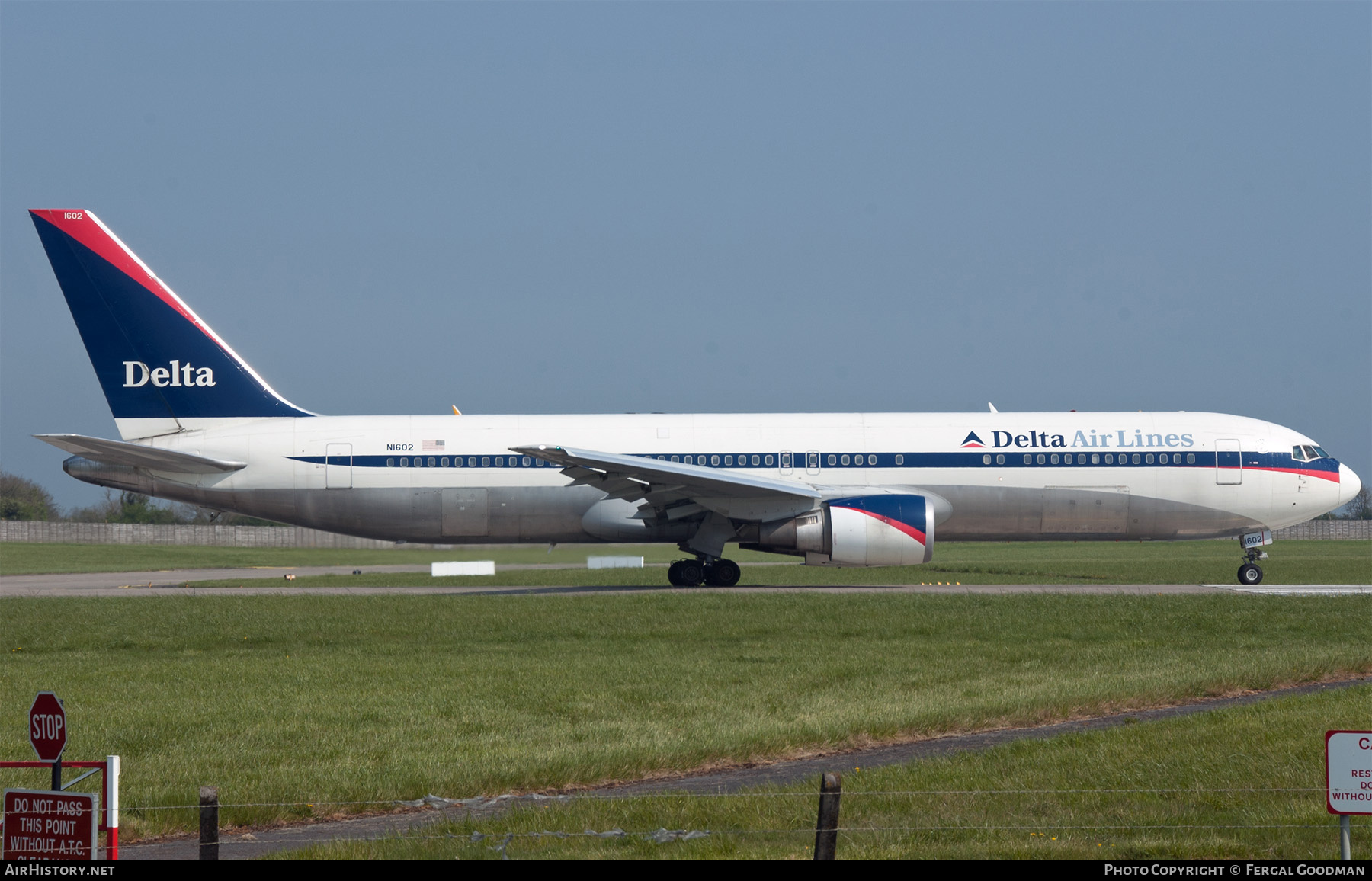 Aircraft Photo of N1602 | Boeing 767-332/ER | Delta Air Lines | AirHistory.net #854105