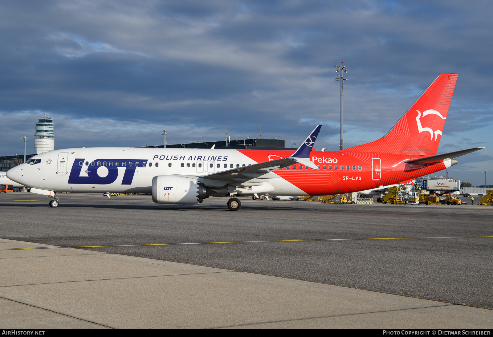 Aircraft Photo of SP-LVG | Boeing 737-8 Max 8 | LOT Polish Airlines - Polskie Linie Lotnicze | AirHistory.net #854145