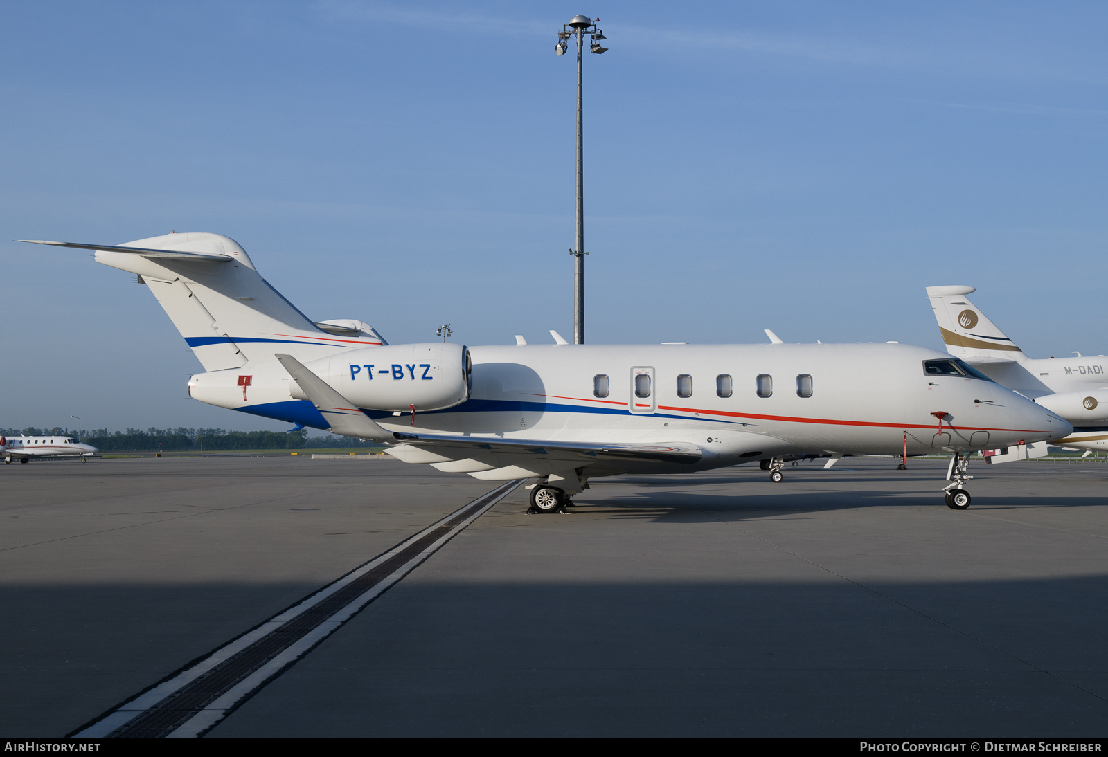 Aircraft Photo of PT-BYZ | Bombardier Challenger 350 (BD-100-1A10) | AirHistory.net #854148