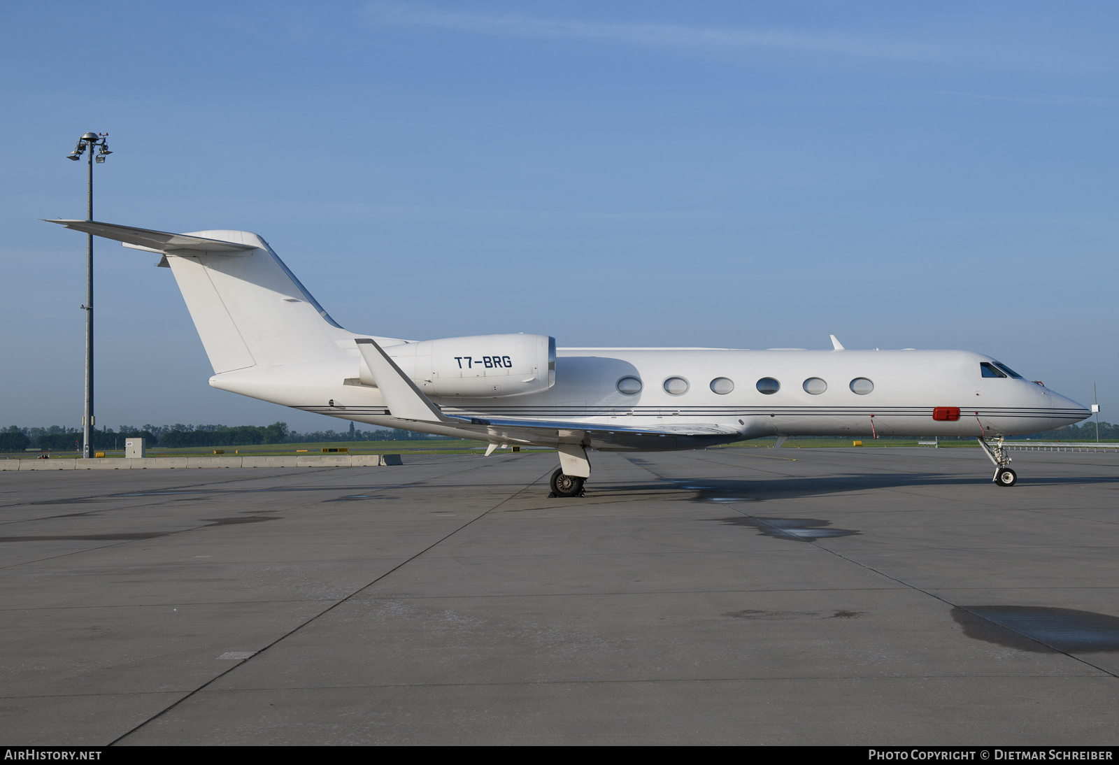 Aircraft Photo of T7-BRG | Gulfstream Aerospace G-IV-X Gulfstream G450 | AirHistory.net #854172