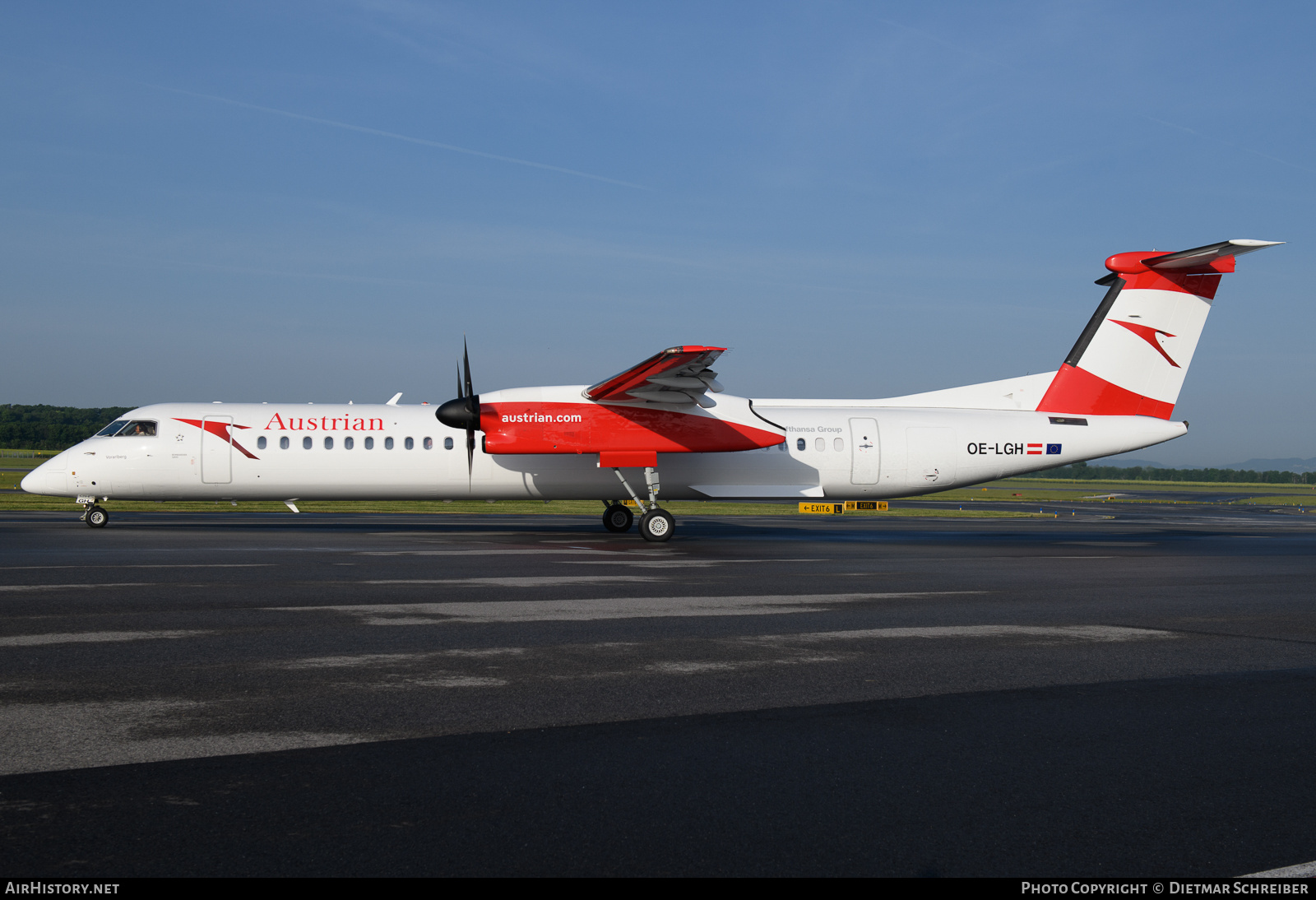 Aircraft Photo of OE-LGH | Bombardier DHC-8-402 Dash 8 | Austrian Airlines | AirHistory.net #854174