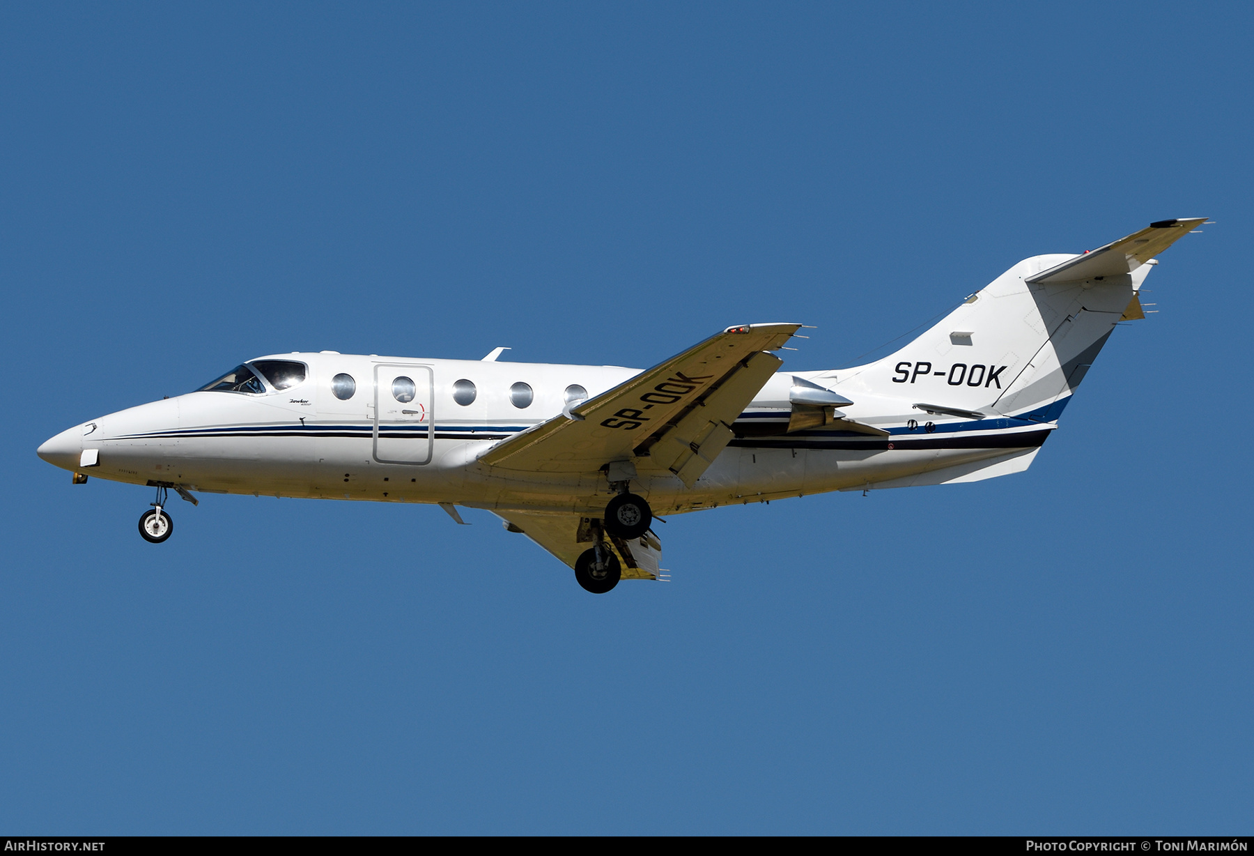 Aircraft Photo of SP-OOK | Hawker Beechcraft 400XP | AirHistory.net #854203
