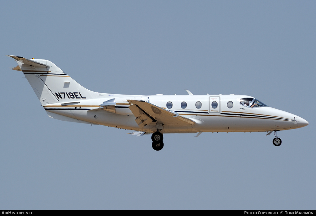 Aircraft Photo of N719EL | Raytheon Hawker 400XP | AirHistory.net #854211