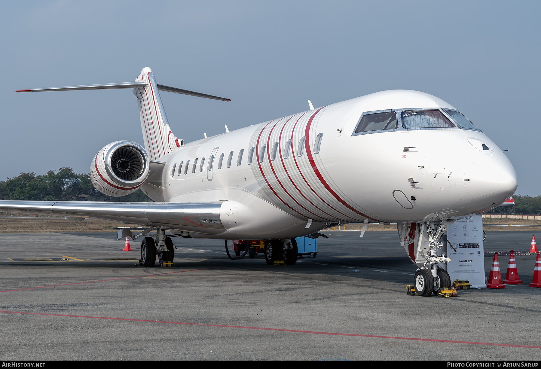 Aircraft Photo of CS-DOU | Bombardier Global 6500 (BD-700-1A10) | AirHistory.net #854224