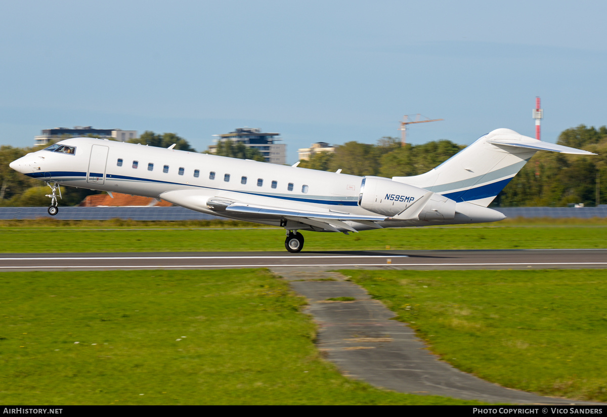 Aircraft Photo of N595MP | Bombardier Global 6000 (BD-700-1A10) | AirHistory.net #854245