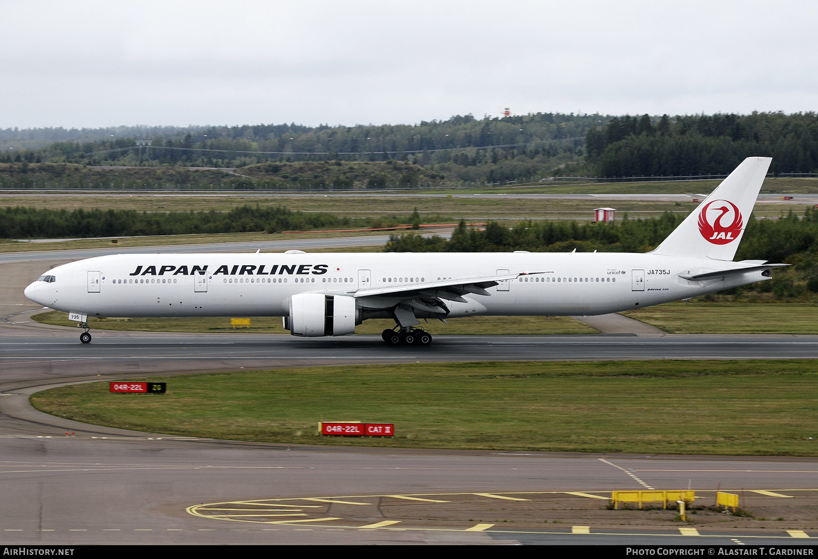 Aircraft Photo of JA735J | Boeing 777-346/ER | Japan Airlines - JAL | AirHistory.net #854487