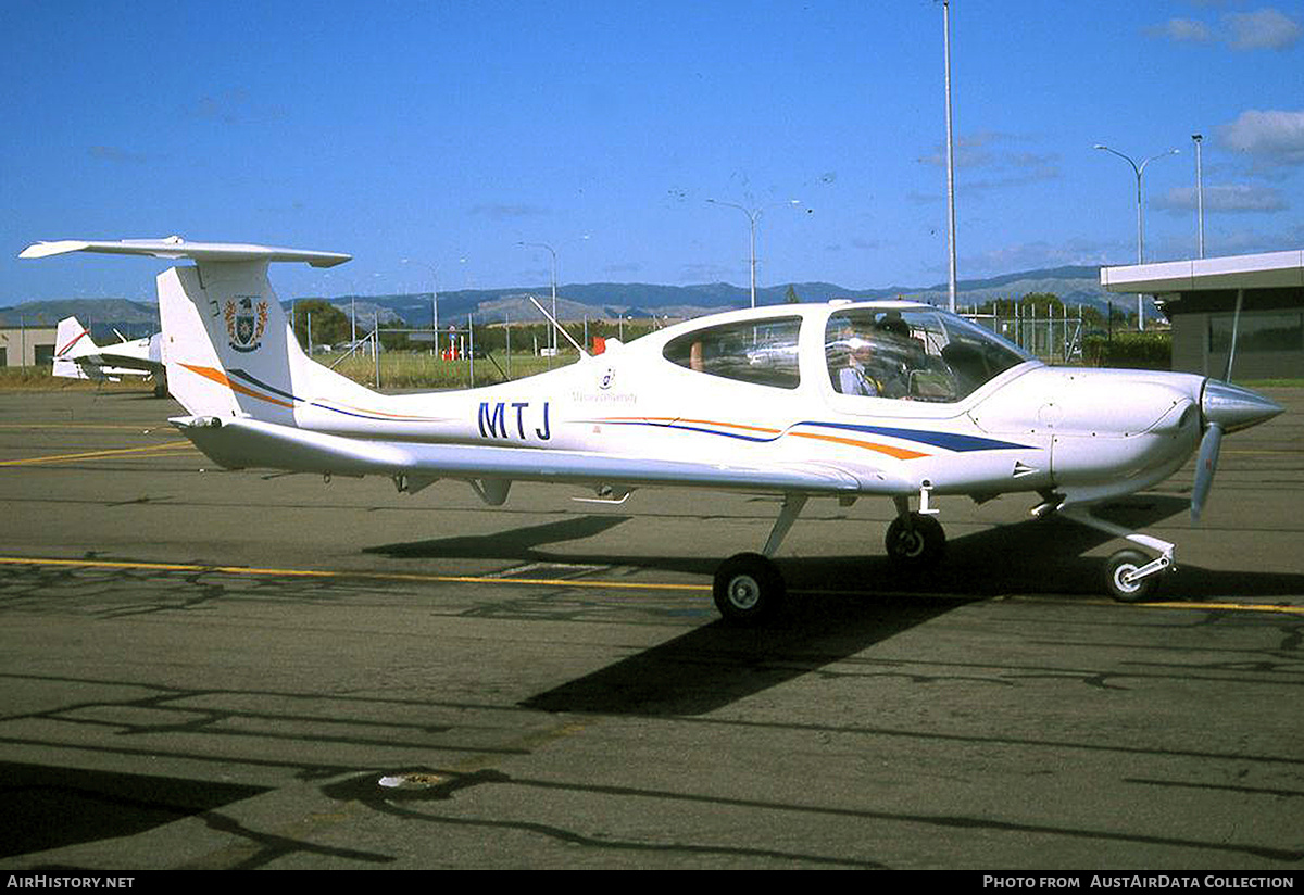 Aircraft Photo of ZK-MTJ / MTJ | Diamond DA40-180 Diamond Star | Massey University - School of Aviation | AirHistory.net #854536