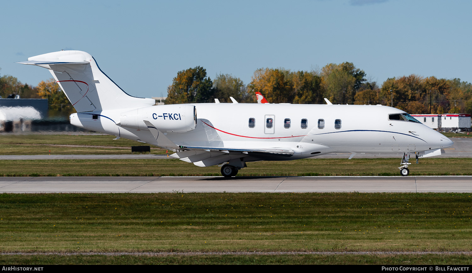 Aircraft Photo of C-FKCI | Bombardier Challenger 350 (BD-100-1A10) | AirHistory.net #854567