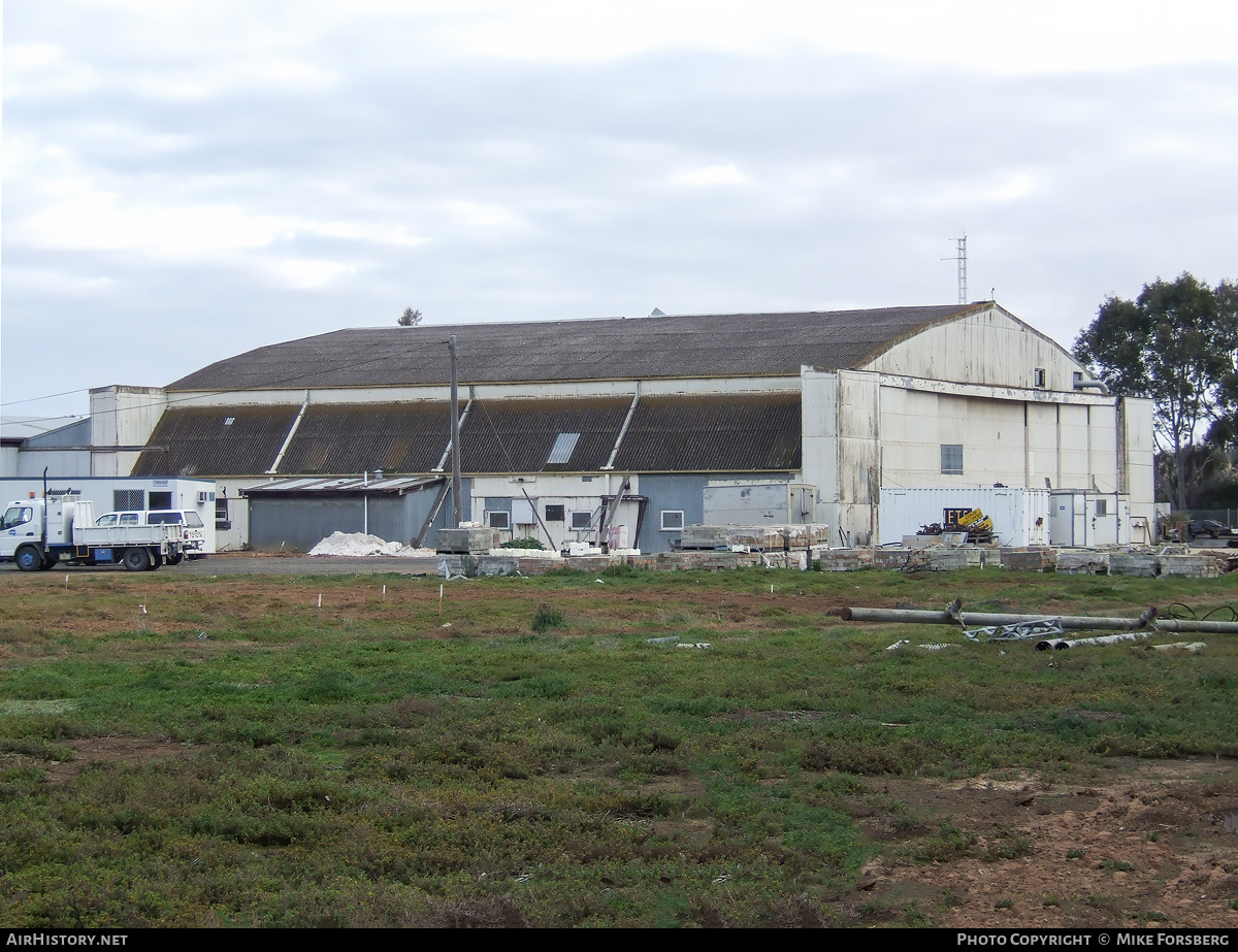 Airport photo of Werribee (closed) in Victoria, Australia | AirHistory.net #854722