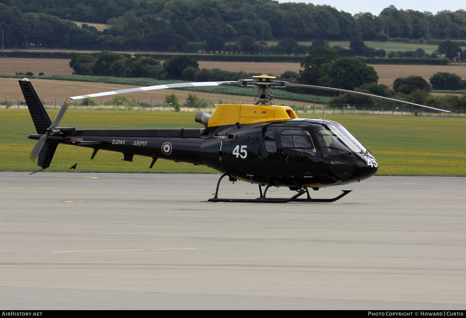 Aircraft Photo of ZJ245 | Eurocopter AS-350BB Squirrel HT1 | UK - Army | AirHistory.net #855086