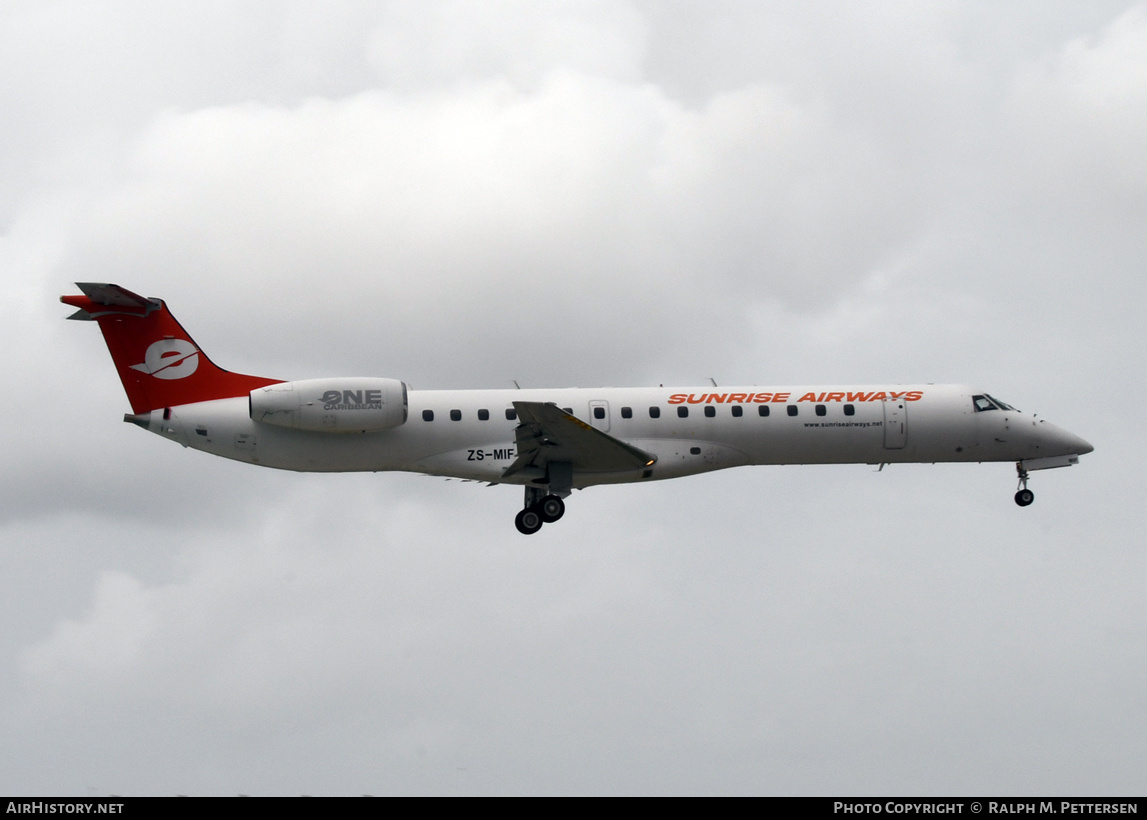 Aircraft Photo of ZS-MIF | Embraer ERJ-145LR (EMB-145LR) | Sunrise Airways | AirHistory.net #855240