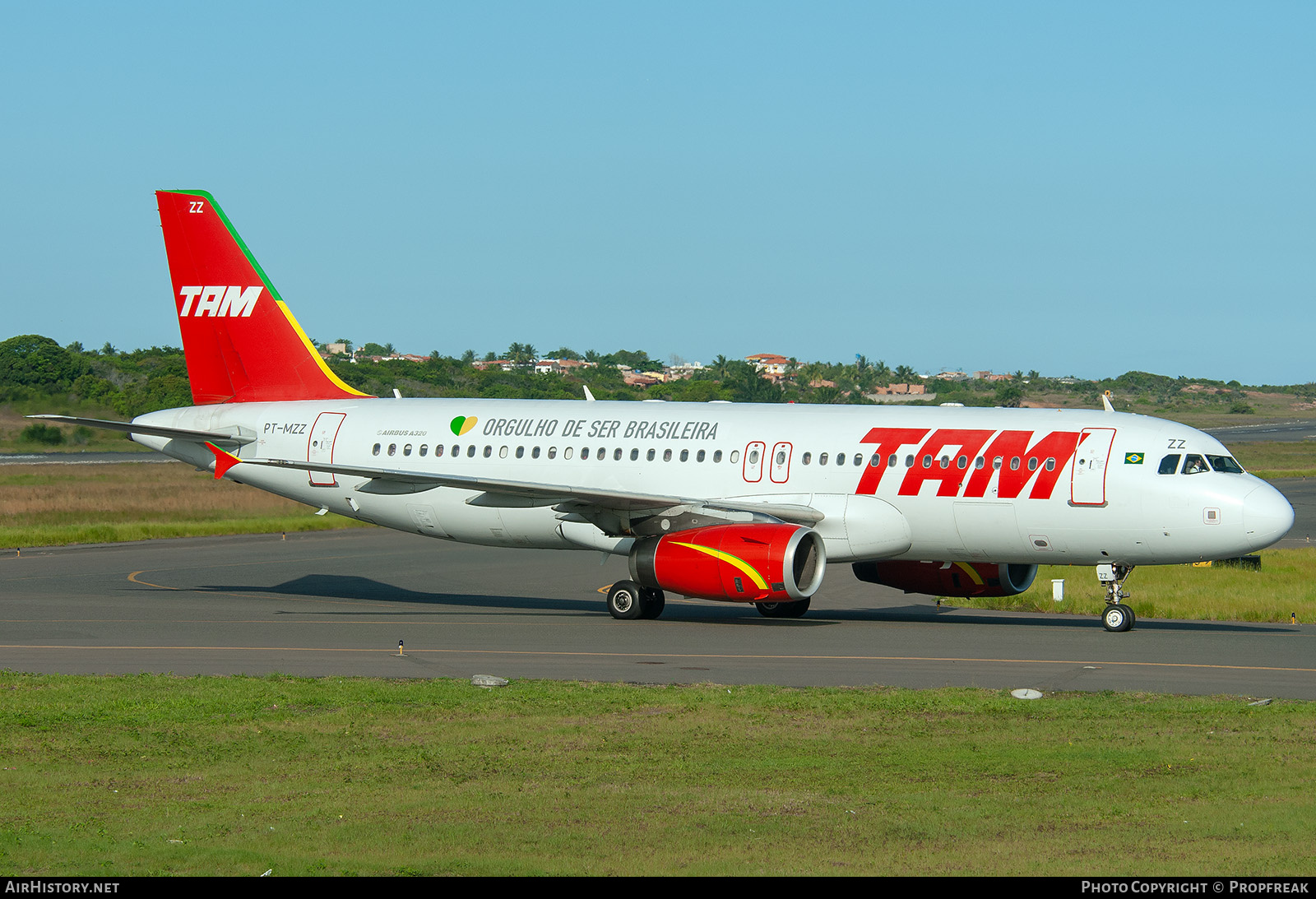 Aircraft Photo of PT-MZZ | Airbus A320-233 | TAM Linhas Aéreas | AirHistory.net #855596