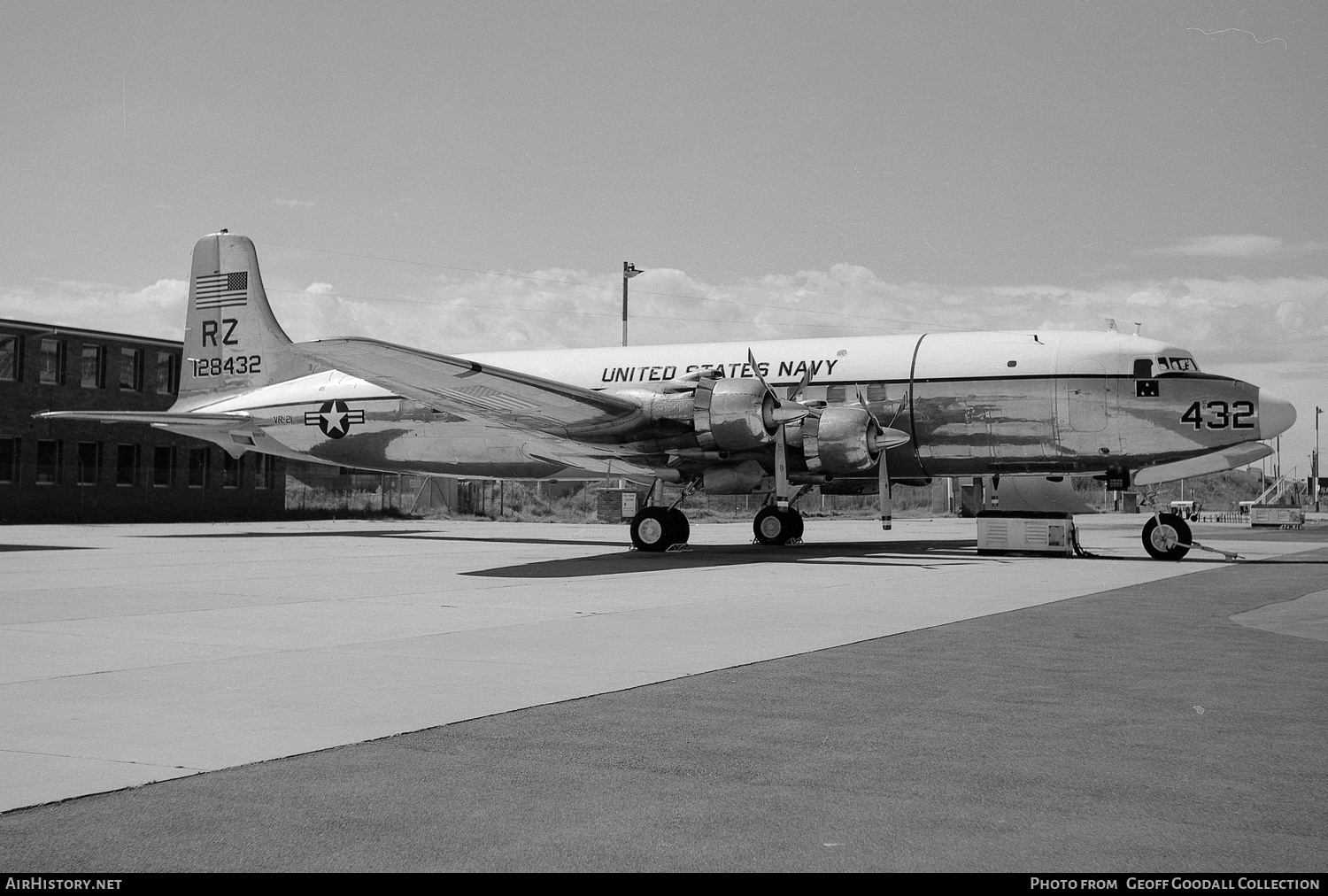 Aircraft Photo of 128432 | Douglas VC-118B Liftmaster | USA - Navy | AirHistory.net #855836