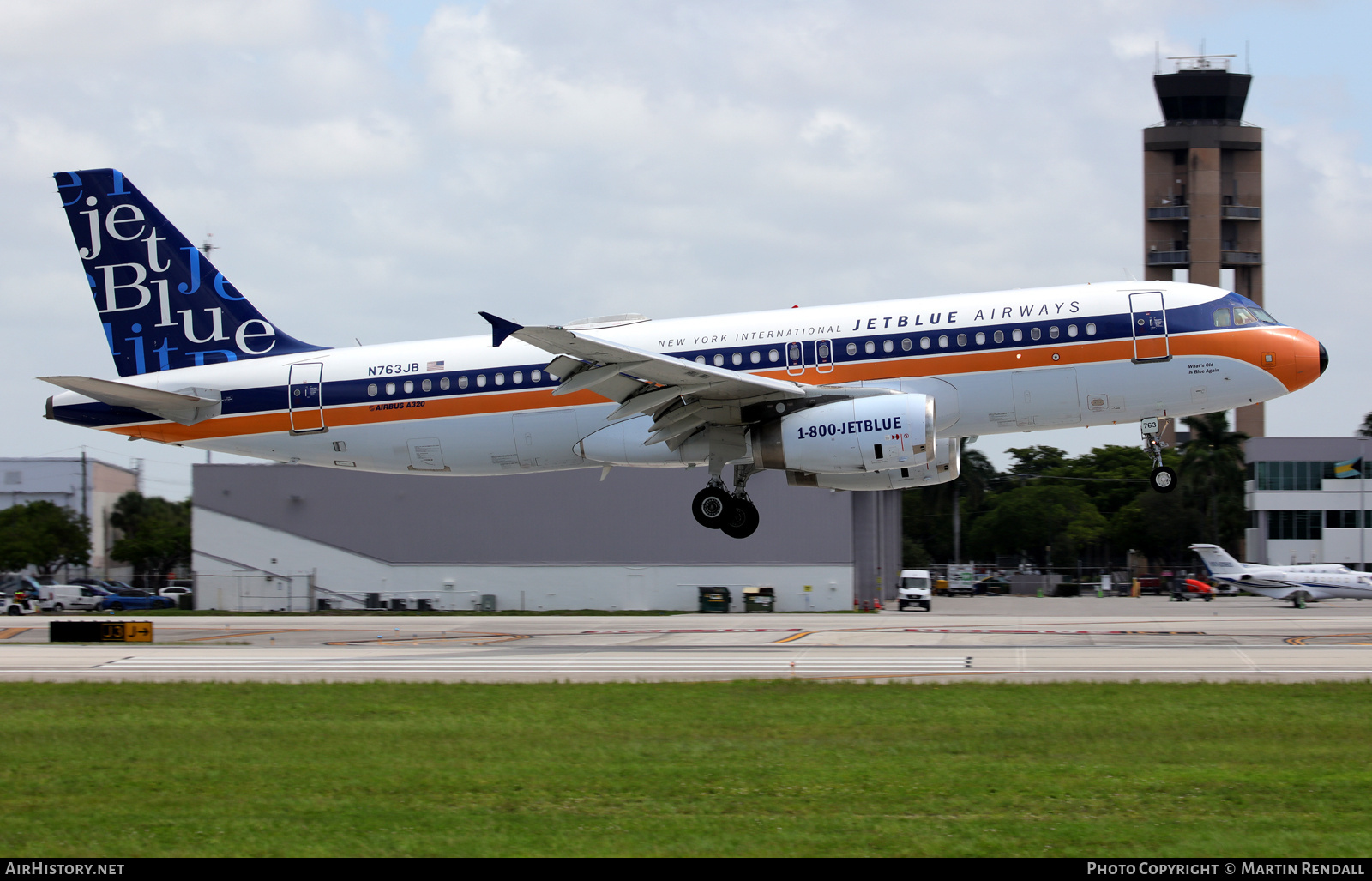 Aircraft Photo of N763JB | Airbus A320-232 | JetBlue Airways | AirHistory.net #856123