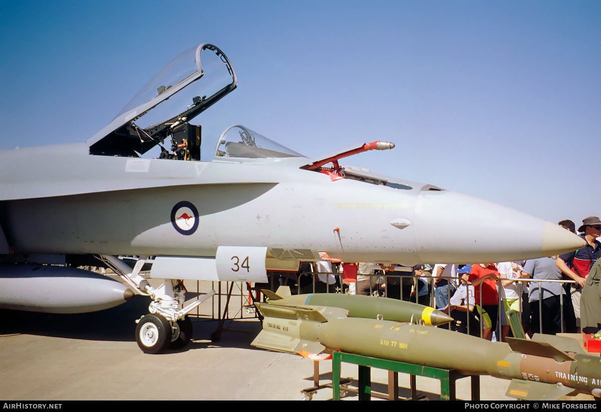 Aircraft Photo of A21-34 | McDonnell Douglas F/A-18A Hornet | Australia - Air Force | AirHistory.net #856499