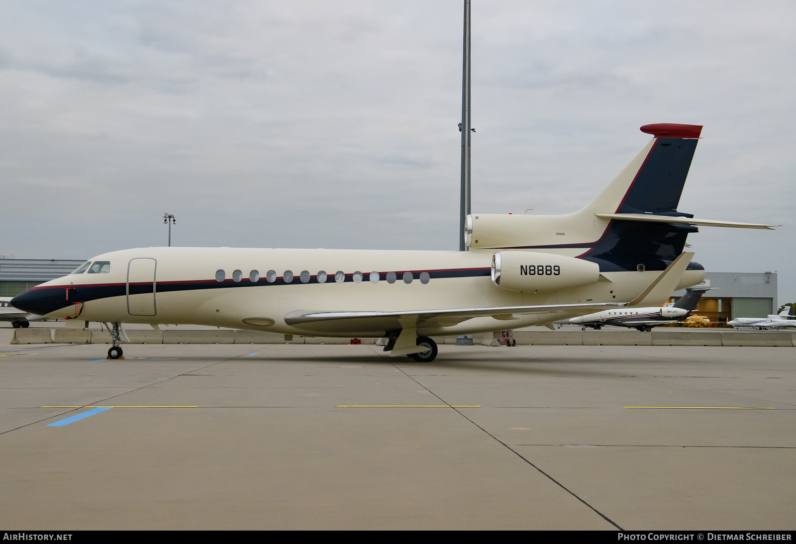 Aircraft Photo of N8889 | Dassault Falcon 7X | AirHistory.net #856916