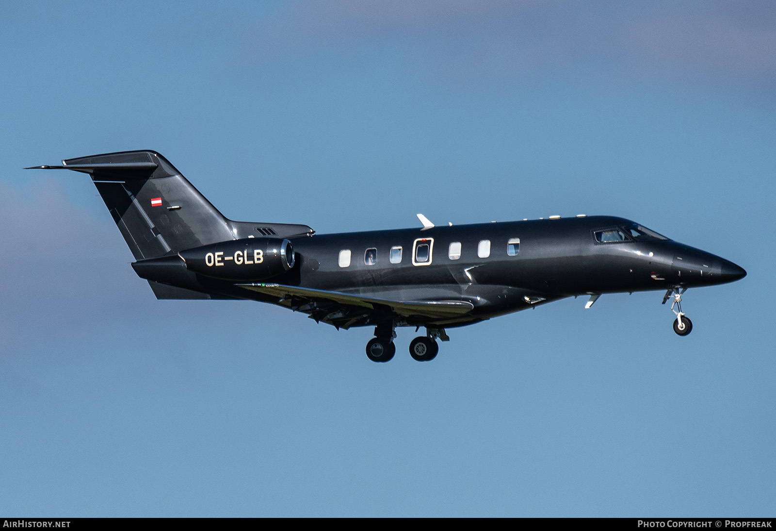 Aircraft Photo of OE-GLB | Pilatus PC-24 | AirHistory.net #857023