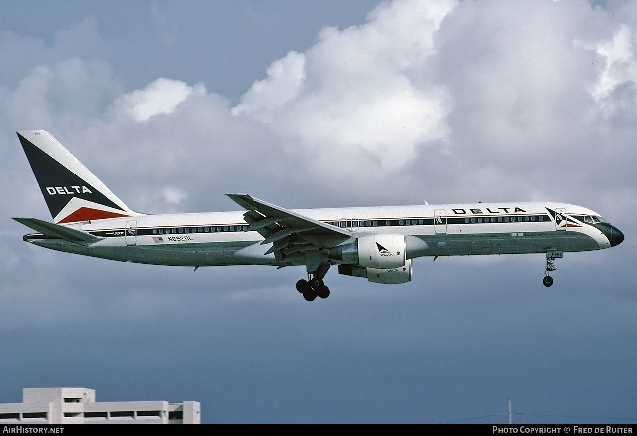 Aircraft Photo of N652DL | Boeing 757-232 | Delta Air Lines | AirHistory.net #857585