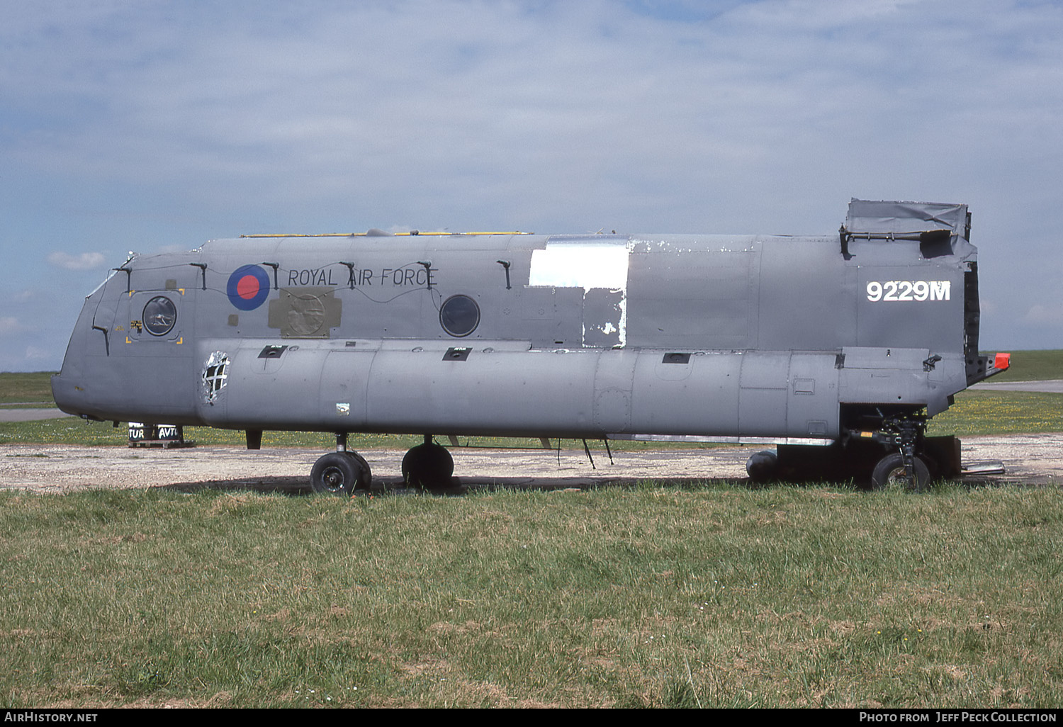 Aircraft Photo of 9229M | Boeing Chinook HC1 (352) | UK - Air Force | AirHistory.net #857722