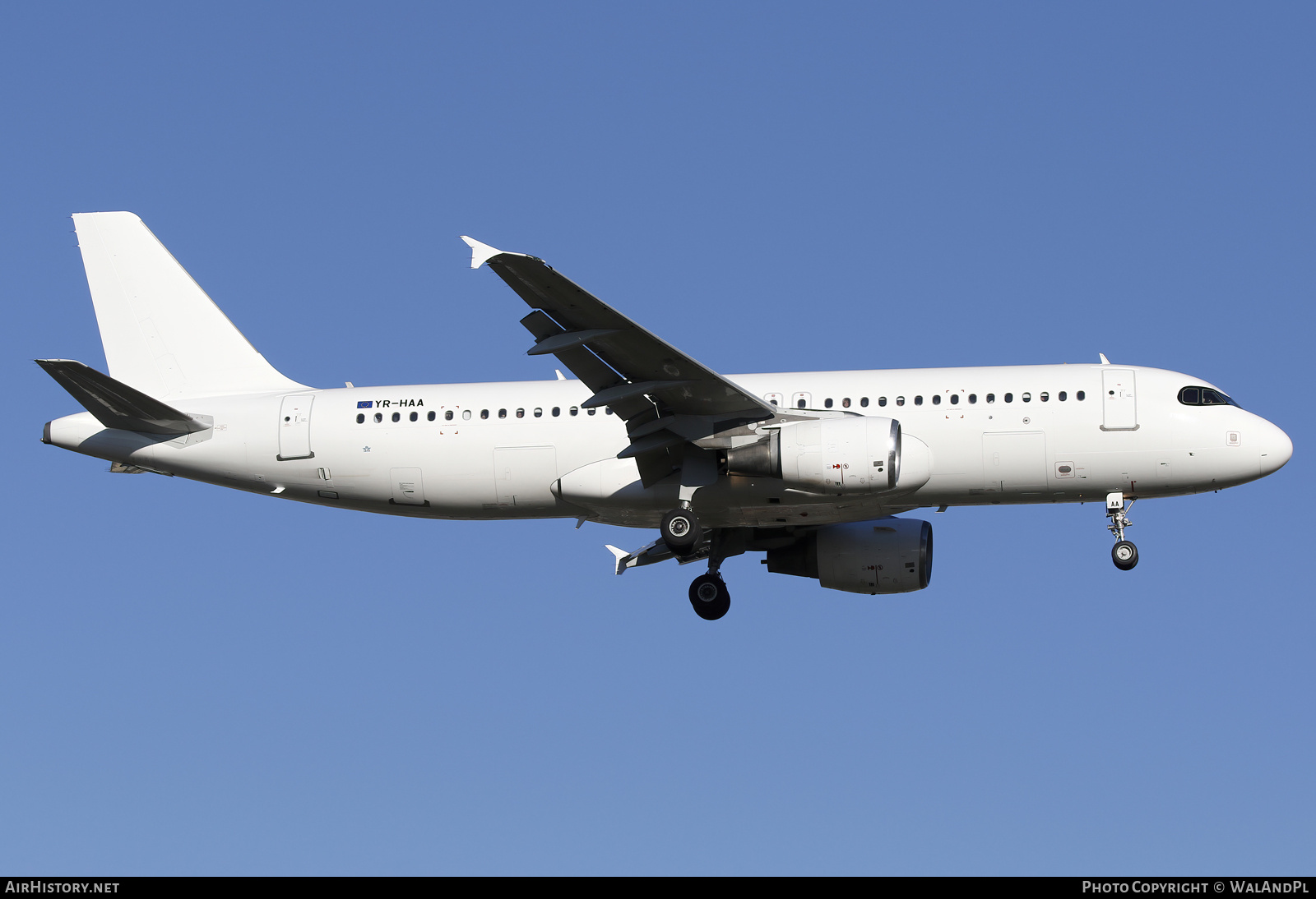 Aircraft Photo of YR-HAA | Airbus A320-216 | AirHistory.net #857780