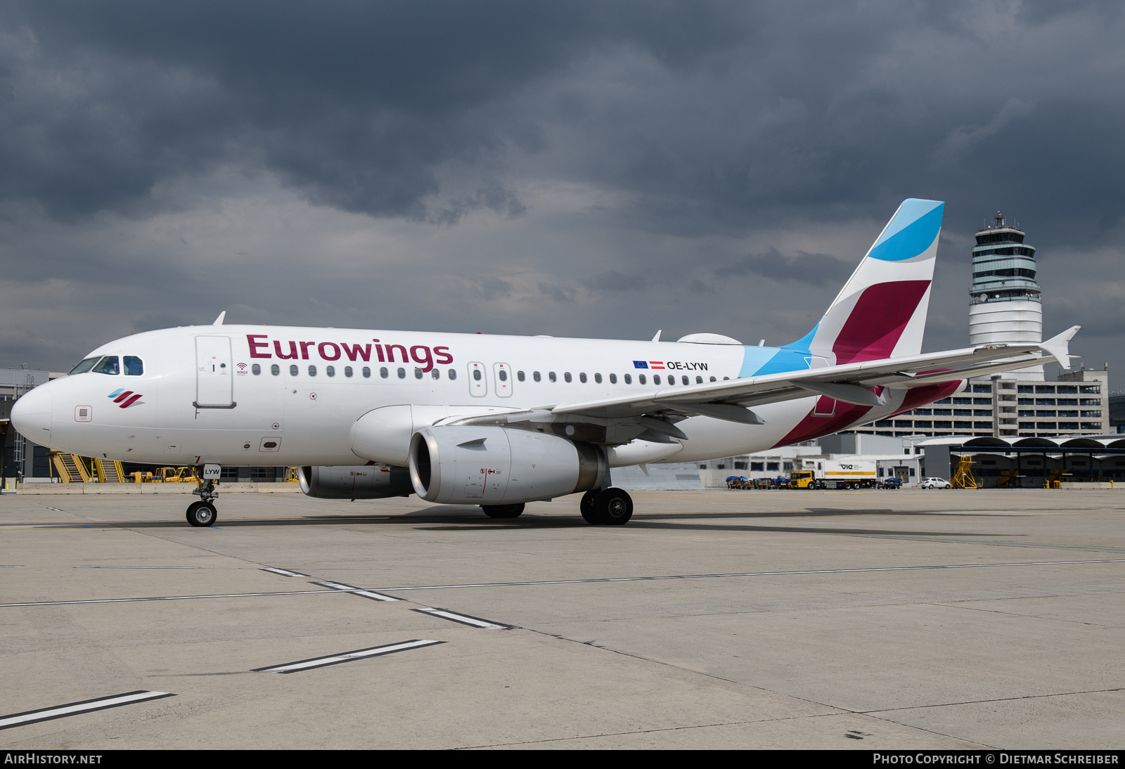Aircraft Photo of OE-LYW | Airbus A319-132 | Eurowings | AirHistory.net #857984