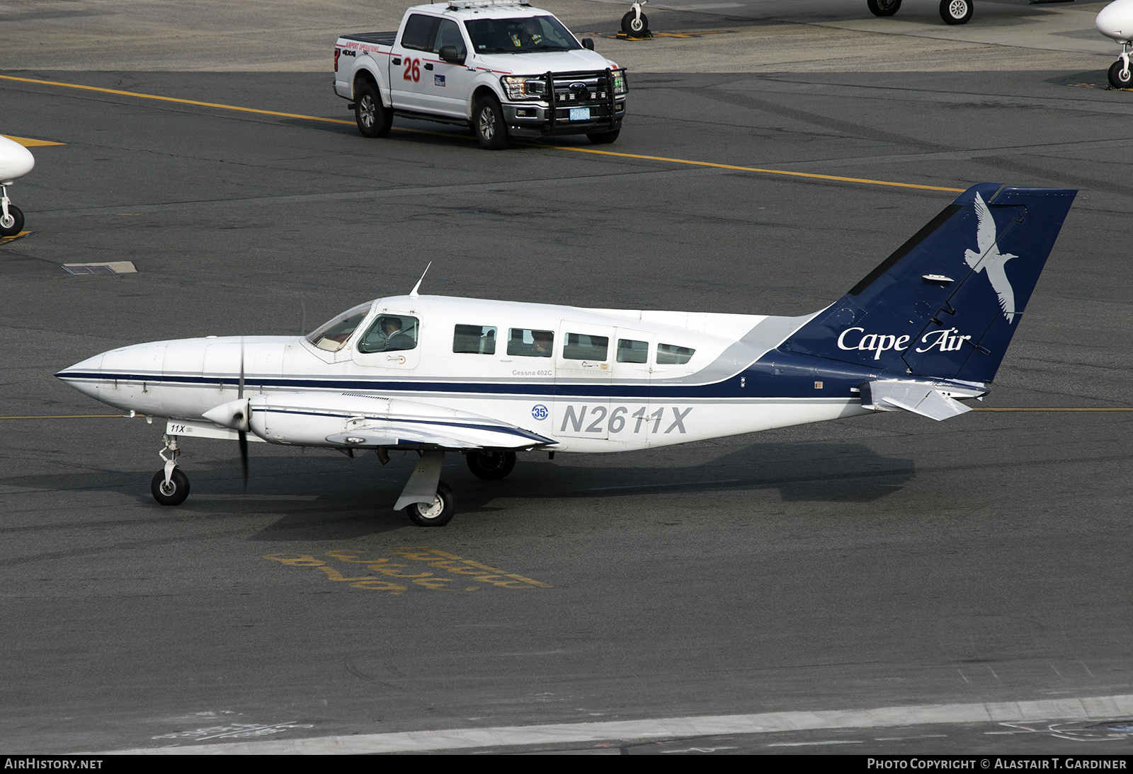 Aircraft Photo of N2611X | Cessna 402C Businessliner-II | Cape Air | AirHistory.net #858231
