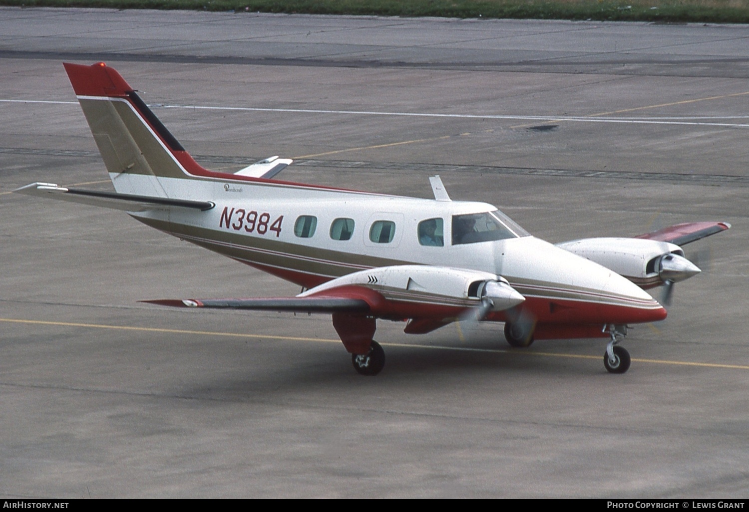 Aircraft Photo of N3984 | Beech A60 Duke | AirHistory.net #858489