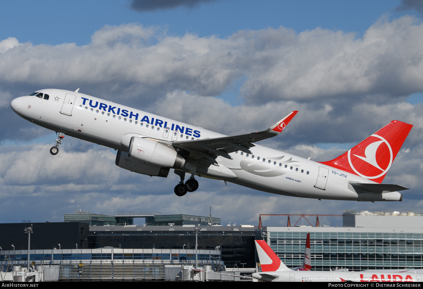 Aircraft Photo of TC-JTU | Airbus A320-232 | Turkish Airlines | AirHistory.net #858919