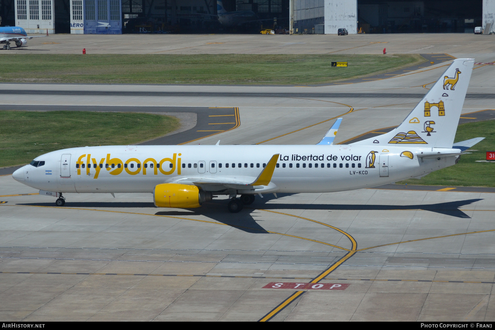 Aircraft Photo of LV-KCD | Boeing 737-8AL | FlyBondi | AirHistory.net #859233