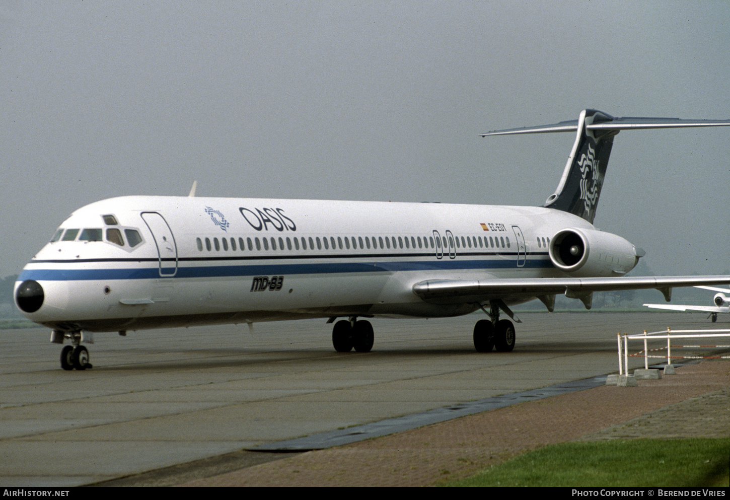 Aircraft Photo of EC-EOY | McDonnell Douglas MD-83 (DC-9-83) | Oasis International Airlines | AirHistory.net #859244