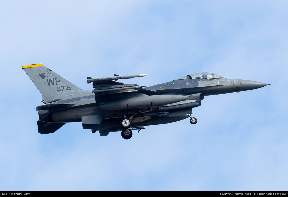 Aircraft Photo of 90-0718 / AF90-718 | General Dynamics F-16CM Fighting Falcon | USA - Air Force | AirHistory.net #859819