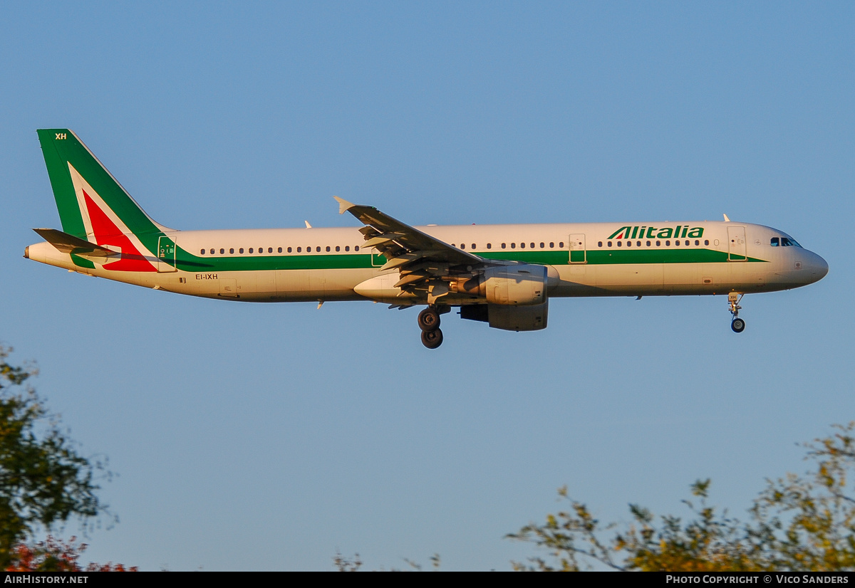 Aircraft Photo of EI-IXH | Airbus A321-112 | Alitalia | AirHistory.net #859893