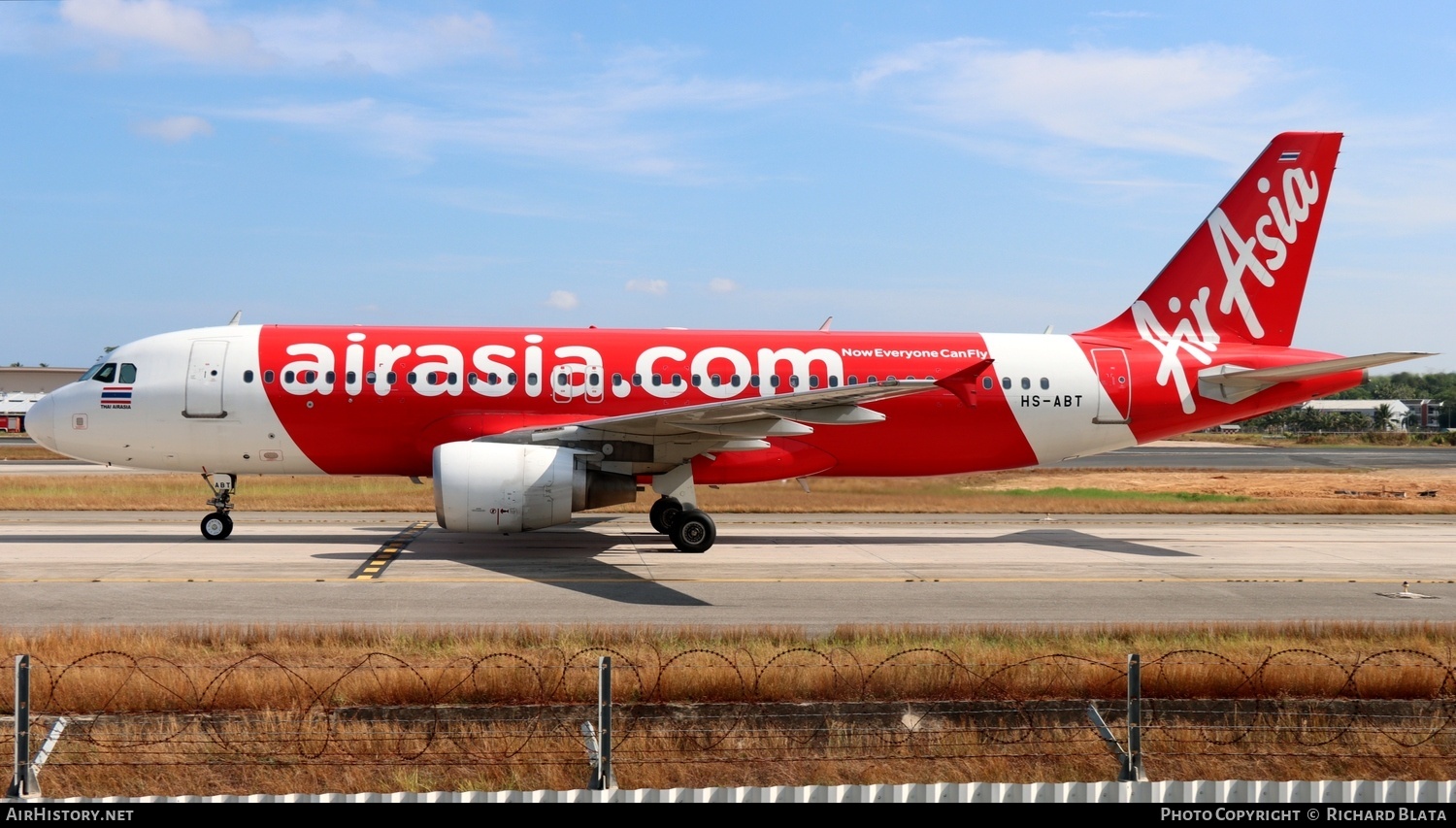 Aircraft Photo of HS-ABT | Airbus A320-216 | AirAsia | AirHistory.net #859932