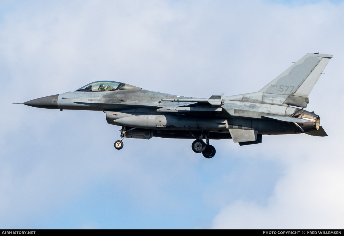 Aircraft Photo of 85-577 | General Dynamics F-16C Fighting Falcon | AirHistory.net #859983