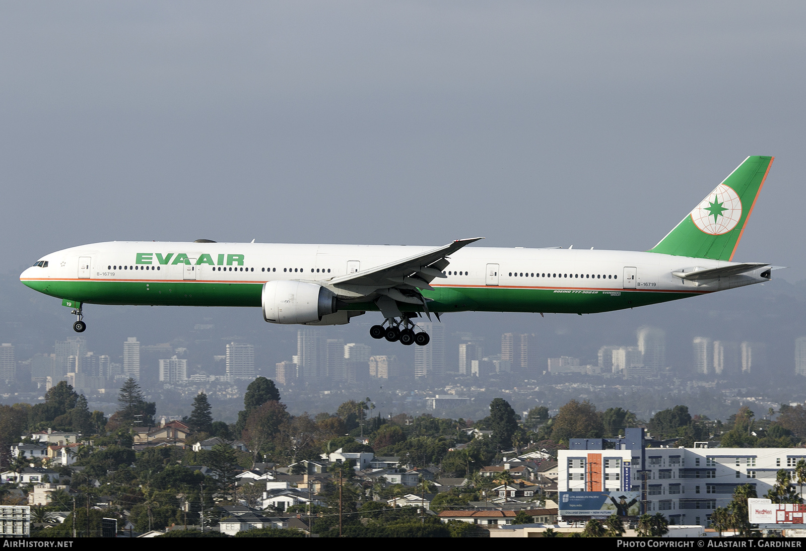 Aircraft Photo of B-16719 | Boeing 777-36N/ER | EVA Air | AirHistory.net #860475