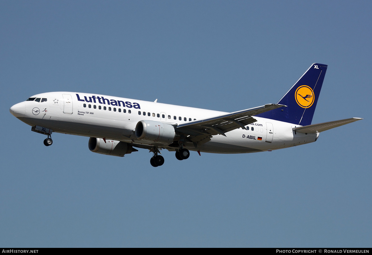 Aircraft Photo of D-ABXL | Boeing 737-330 | Lufthansa | AirHistory.net #860757