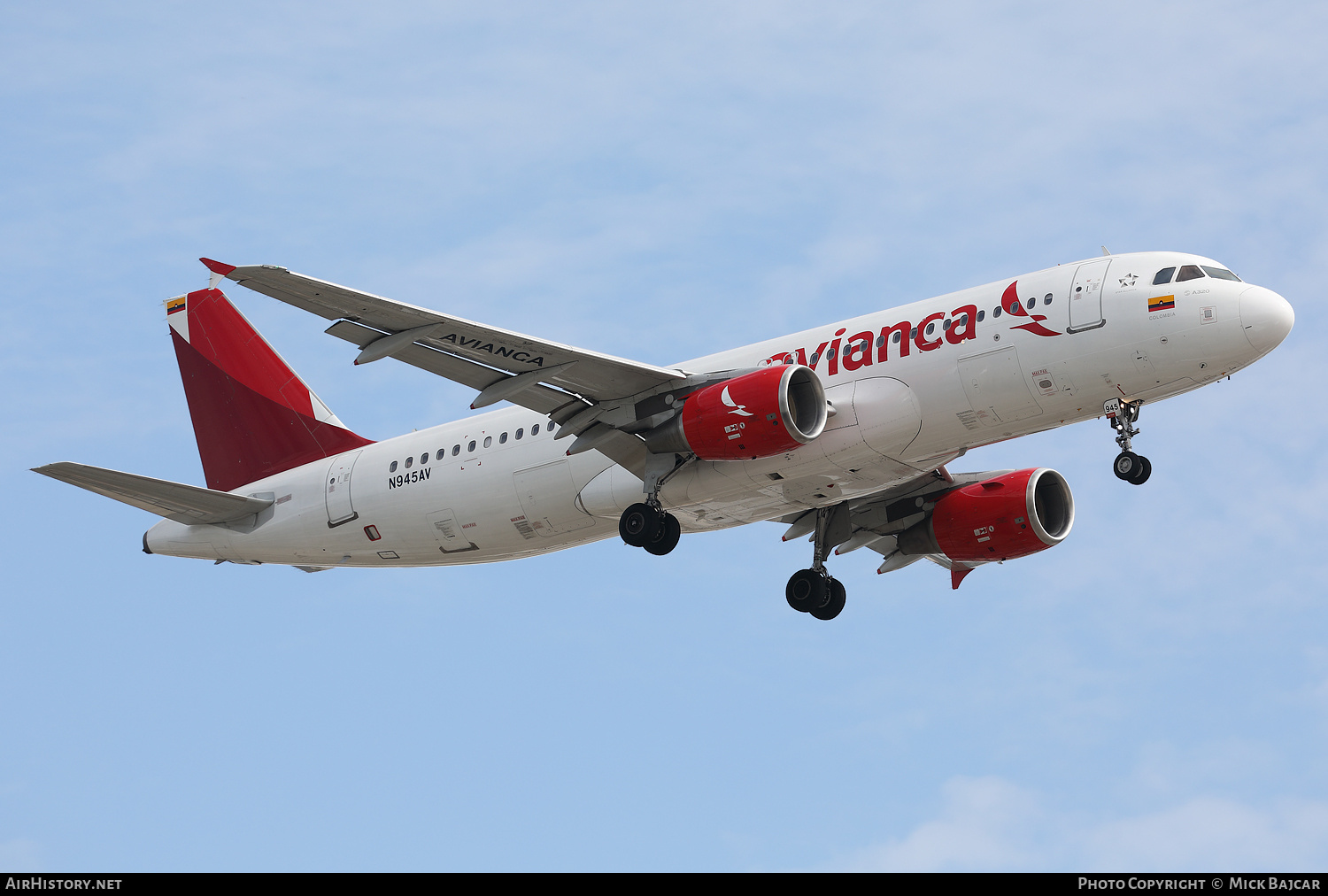 Aircraft Photo of N945AV | Airbus A320-214 | Avianca | AirHistory.net #860887