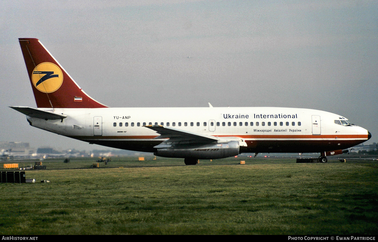 Aircraft Photo of YU-ANP | Boeing 737-2K3/Adv | Ukraine International Airlines | AirHistory.net #860903