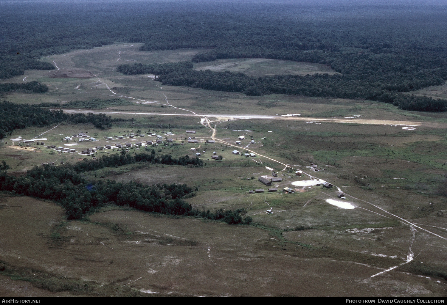 Airport photo of Green River (AYGV / GVI) in Papua New Guinea | AirHistory.net #861380