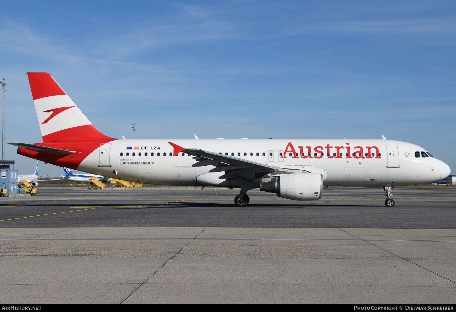 Aircraft Photo of OE-LZA | Airbus A320-214 | Austrian Airlines | AirHistory.net #861403