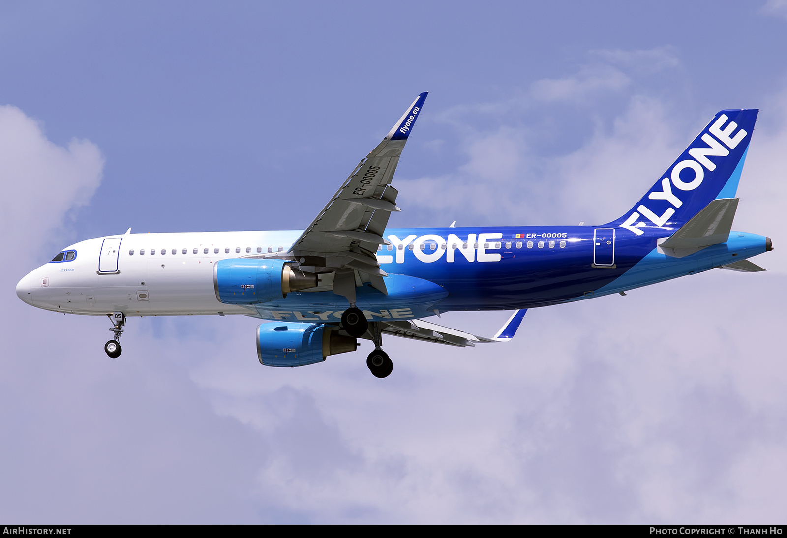 Aircraft Photo of ER-00005 | Airbus A320-214 | FlyOne | AirHistory.net #861703