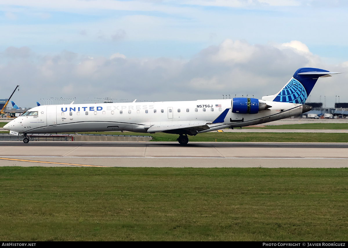 Aircraft Photo of N575GJ | Bombardier CRJ-550 (CL-600-2C11) | United Express | AirHistory.net #862015