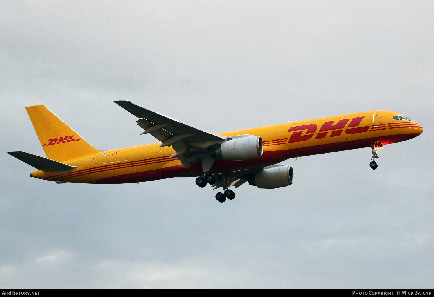 Aircraft Photo of G-BMRD | Boeing 757-236/SF | DHL International | AirHistory.net #862115