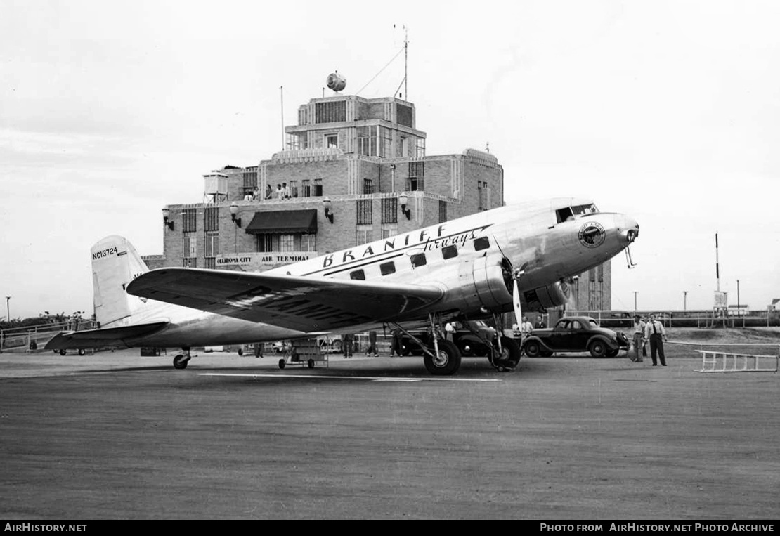 Aircraft Photo of NC13724 | Douglas DC-2-112 | Braniff Airways | AirHistory.net #862250
