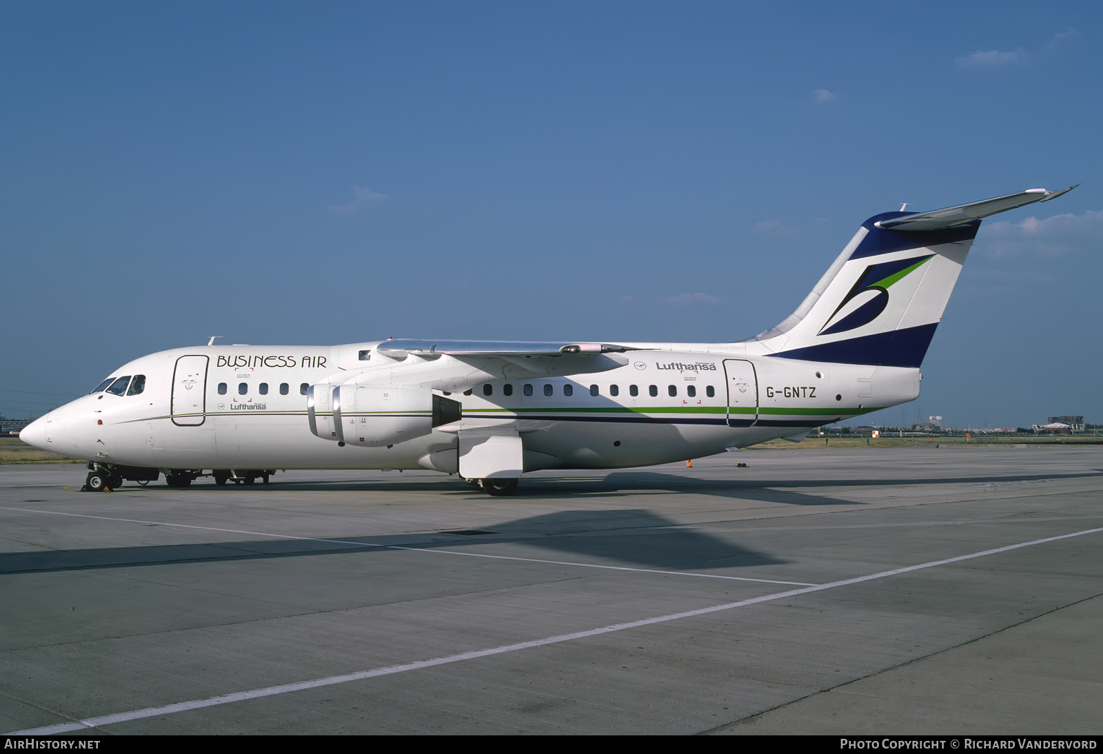 Aircraft Photo of G-GNTZ | British Aerospace BAe-146-200A | Business Air | AirHistory.net #862437
